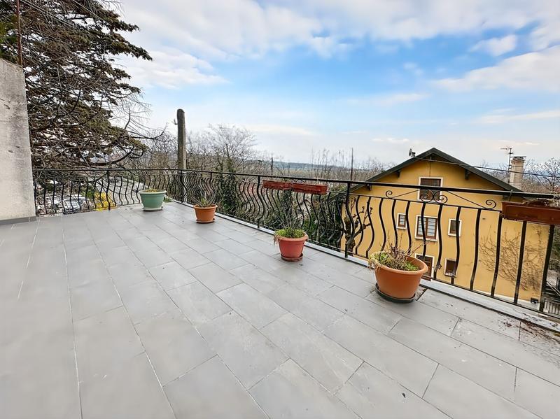 Appartement - 195 m² - 4 pièces