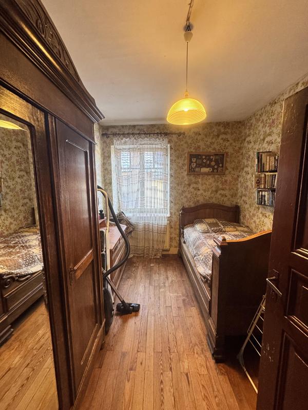 Maison - 93 m² - 5 pièces