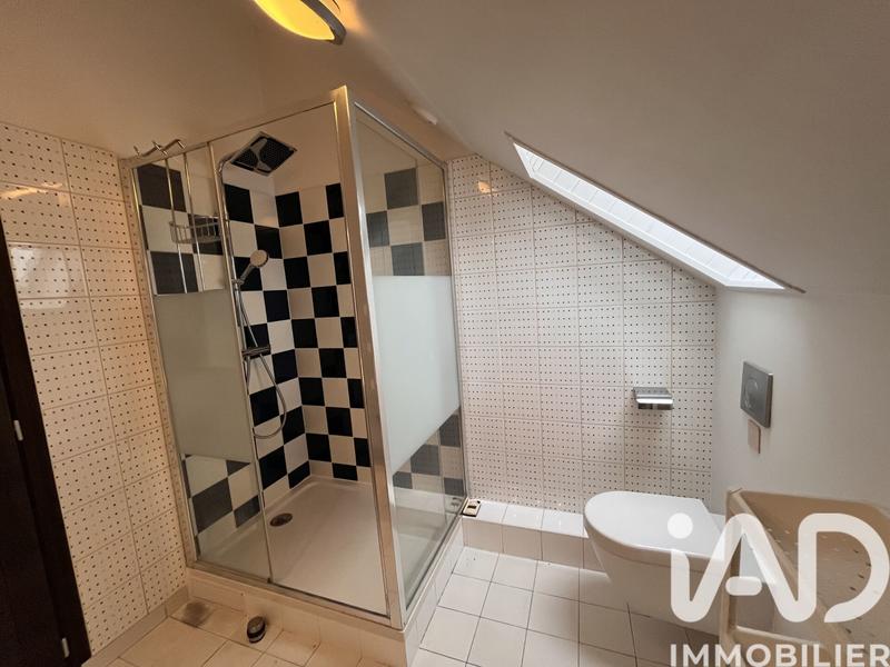 Maison - 167 m² - 5 pièces