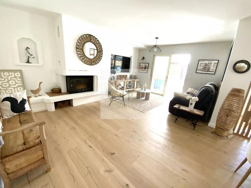 Maison - 130 m² - 5 pièces