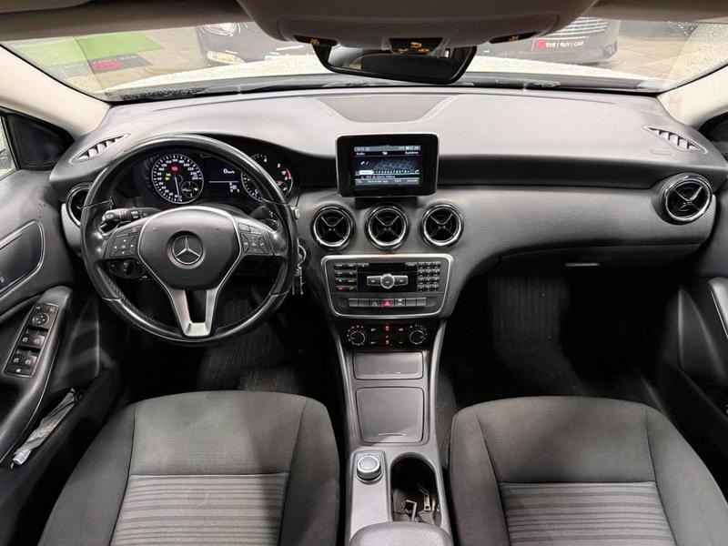 Mercedes Classe a 180 Cdi Fap Bv 7g-Dct - Berline Intuition Phase 1 / Garantie 12 Mois