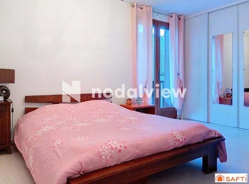 Maison - 180 m² - 6 pièces