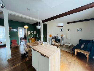 Appartement - 74 m² - 3 pièces