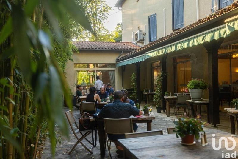 Local commercial - 1 100 m²