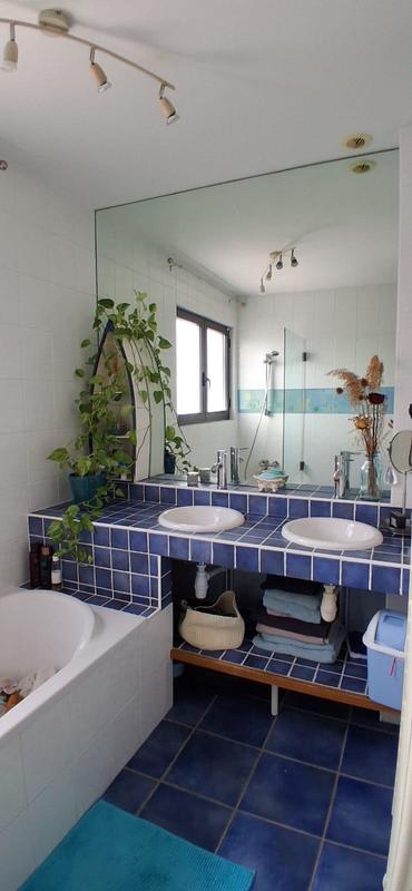 Maison - 195 m² - 8 pièces