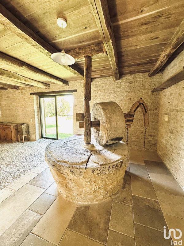 Maison - 200 m² - 6 pièces