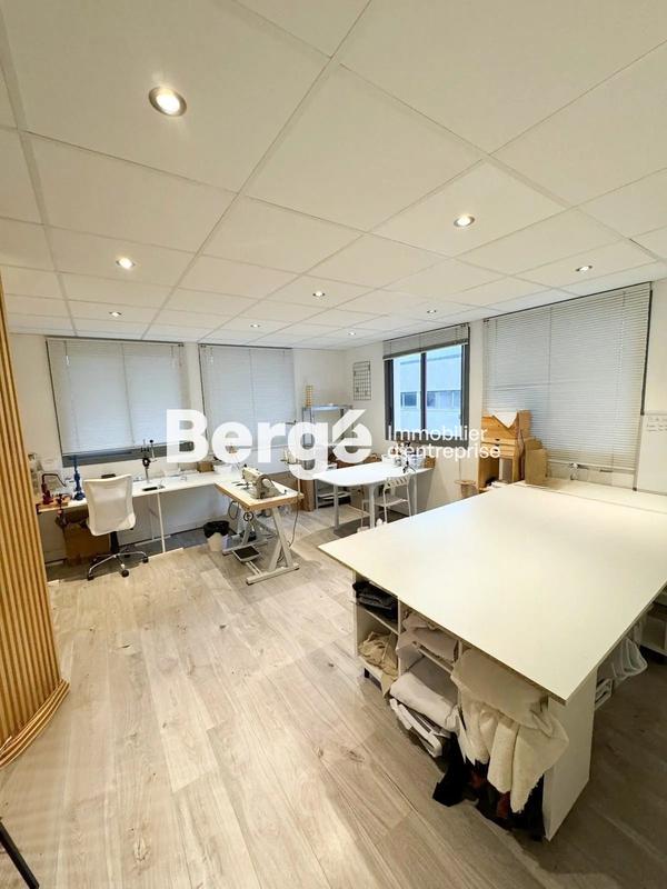 Bureau - 155 m²