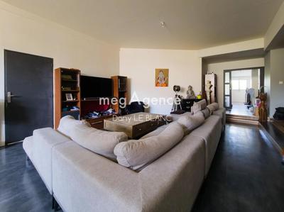 Appartement - 150 m² - 5 pièces
