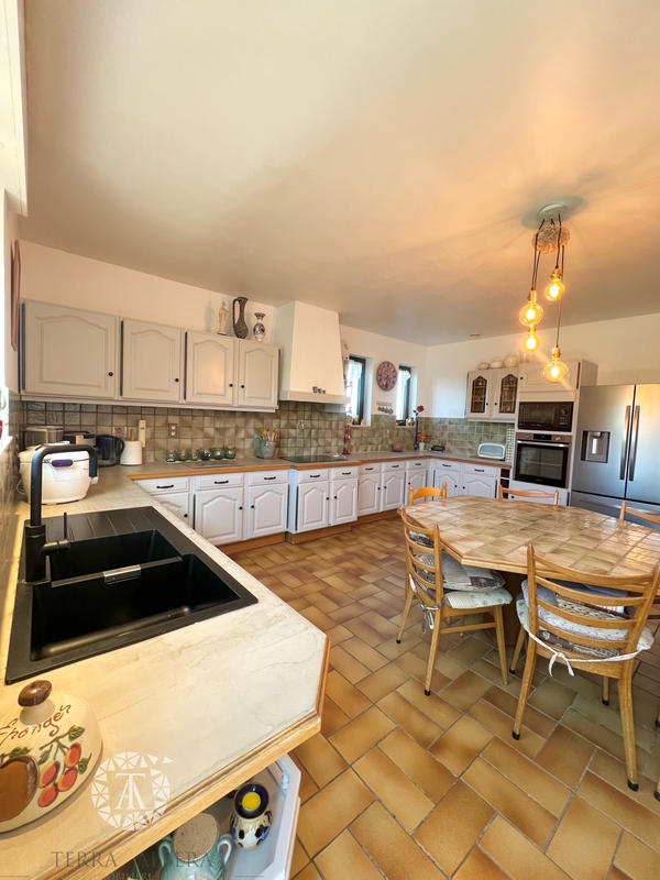 Villa - 195 m² - 7 pièces