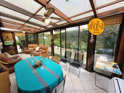 Maison - 92 m² - 4 pièces