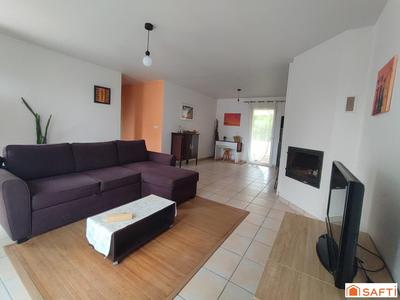 Maison - 98 m² - 5 pièces