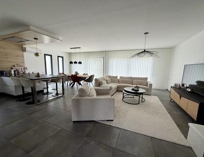 Maison contemporaine - 204 m² - 7 pièces