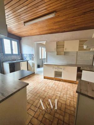 Maison - 74 m² - 5 pièces