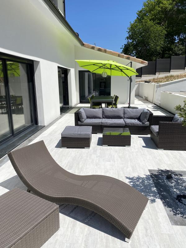 Villa - 202 m² - 5 pièces