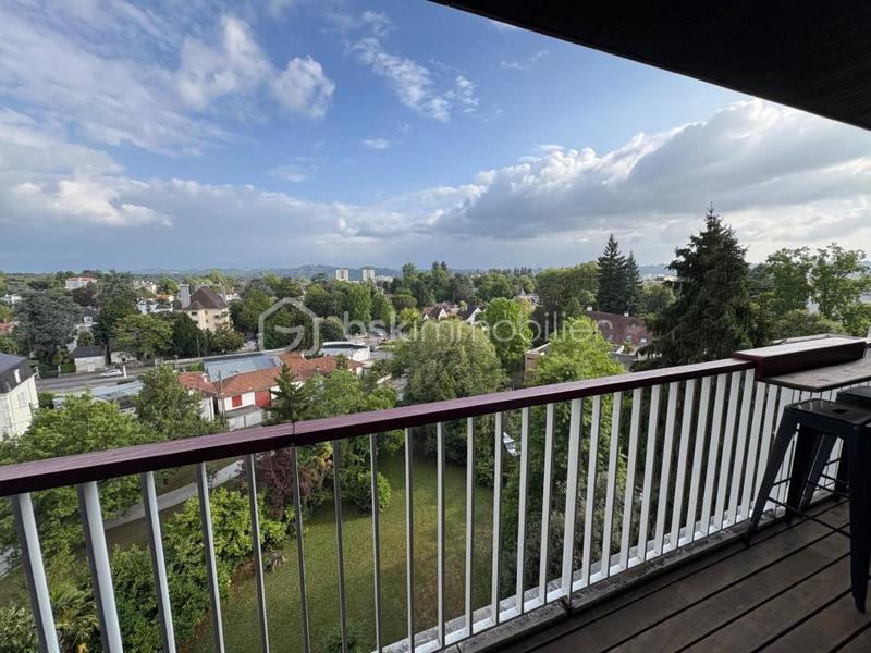 Appartement - 83 m² - 3 pièces