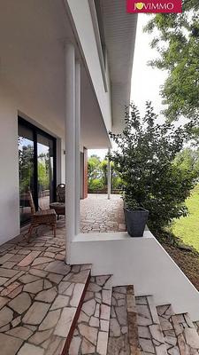 Maison - 196 m² - 7 pièces