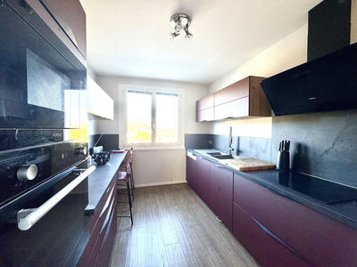 Appartement - 86 m² - 4 pièces