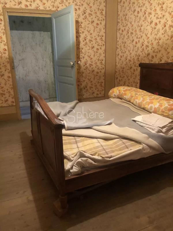 Immeuble mixte - 12 pièces