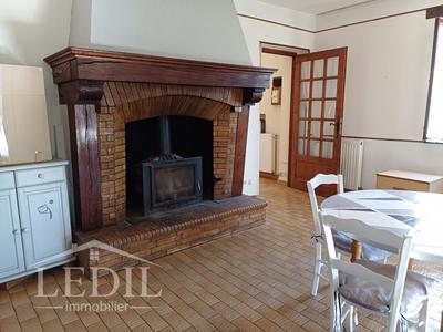 Maison - 200 m² - 5 pièces