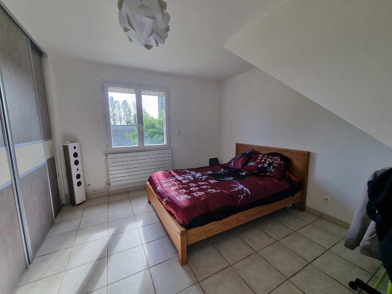 Maison traditionnelle - 196 m² - 8 pièces