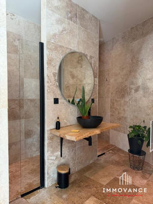 Loft - 70 m² - 1 pièce