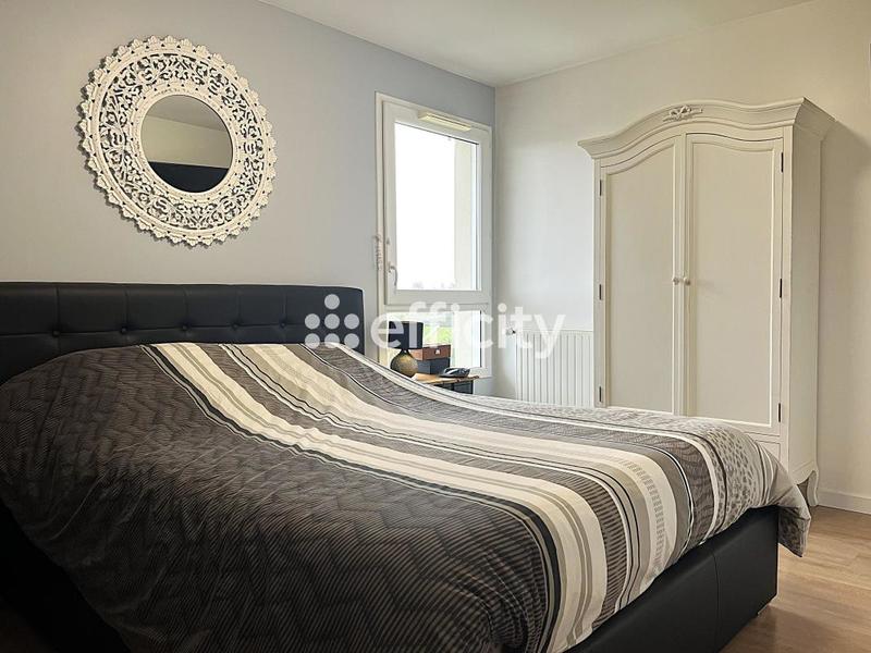 Appartement - 80 m² - 4 pièces