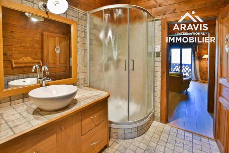 Châlet - 200 m² - 6 pièces