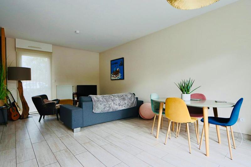 Maison - 106 m² - 6 pièces