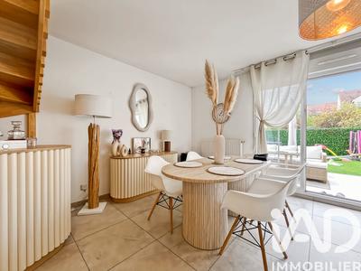 Maison - 80 m² - 5 pièces