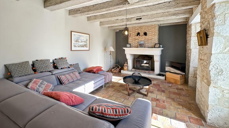 Propriété - 437 m² - 20 pièces