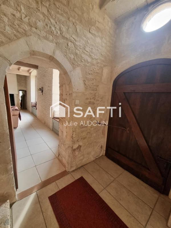 Maison - 520 m² - 9 pièces