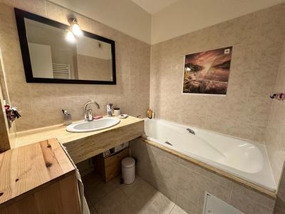 Appartement - 100 m² - 5 pièces