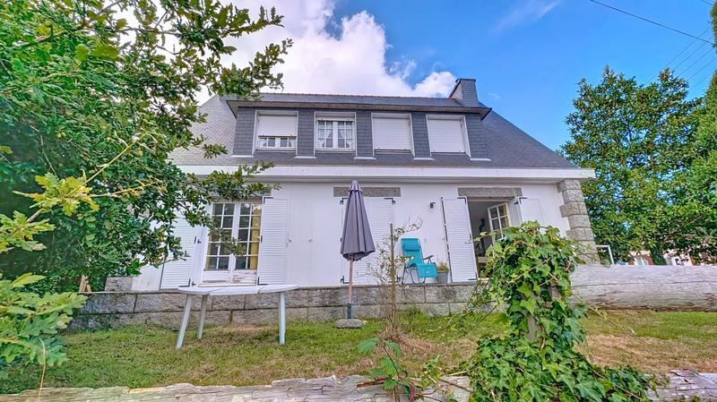 Maison - 144 m² - 7 pièces