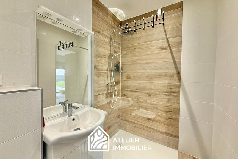 Maison - 174 m² - 6 pièces