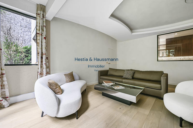 Appartement - 150 m² - 3 pièces