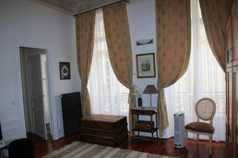 Studio - 30 m² - 1 pièce