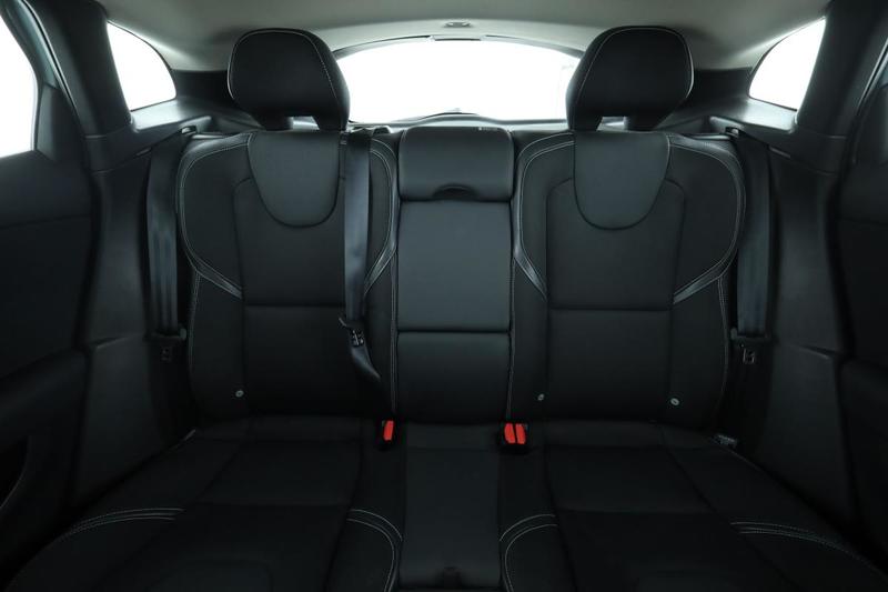 Volvo V40 2.0 T2 Business 122 ch