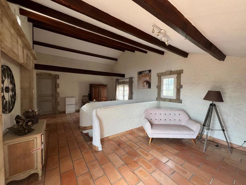 Villa - 214 m² - 7 pièces