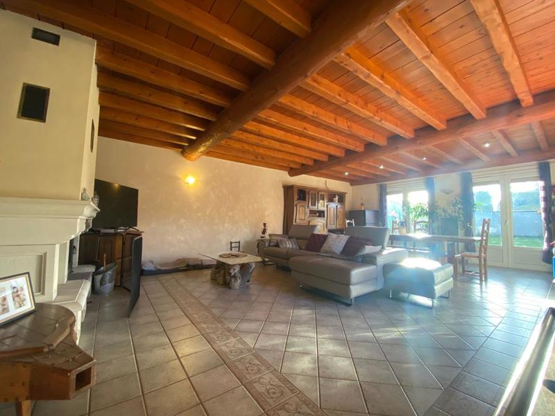 Maison - 260 m² - 5 pièces