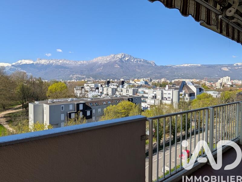 Appartement - 86 m² - 4 pièces