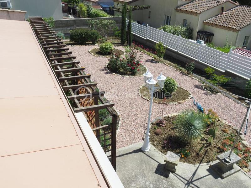 Maison traditionnelle - 150 m² - 6 pièces