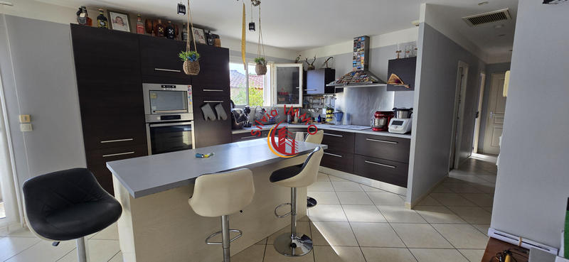 Villa - 99 m² - 4 pièces