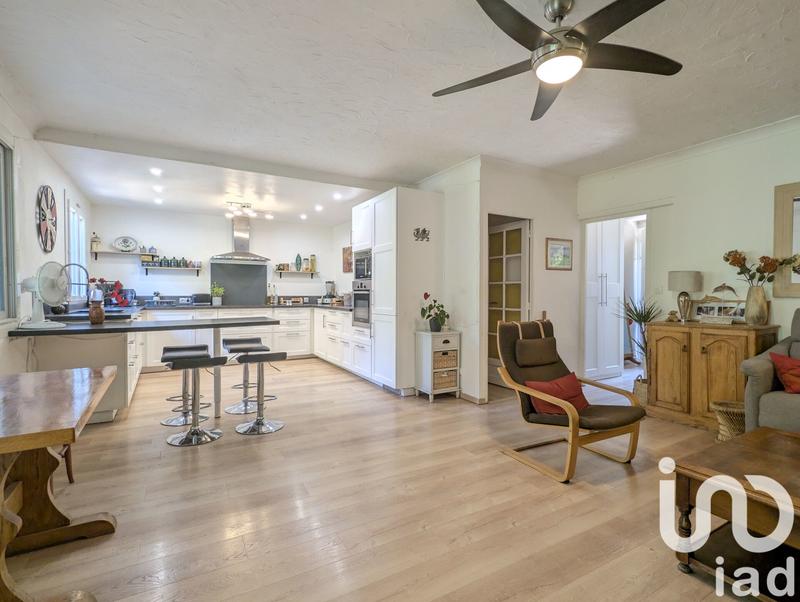 Maison - 98 m² - 5 pièces