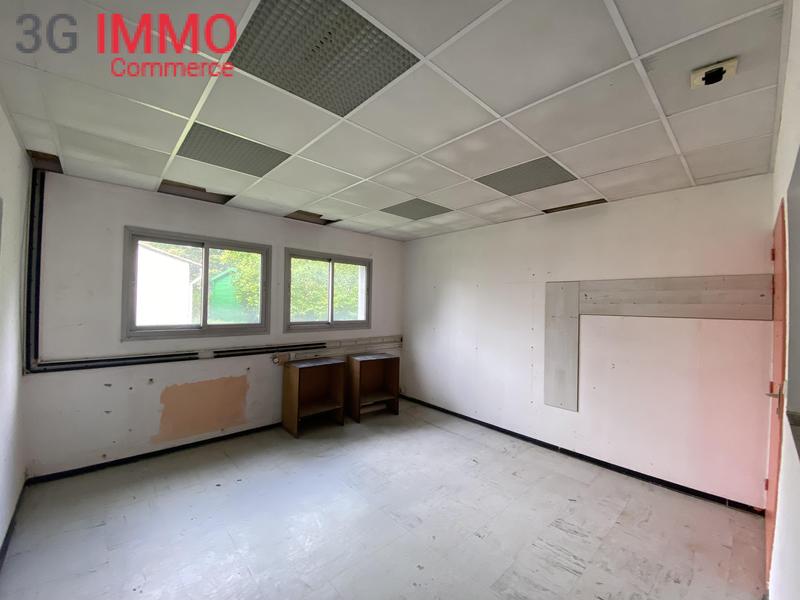 Local commercial - 360 m² - 6 pièces