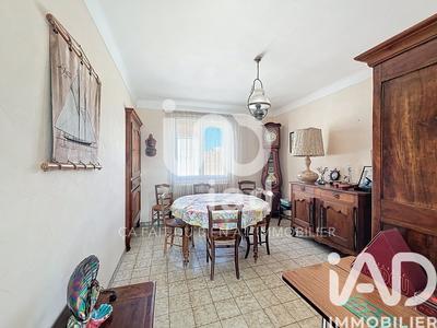 Maison - 146 m² - 6 pièces