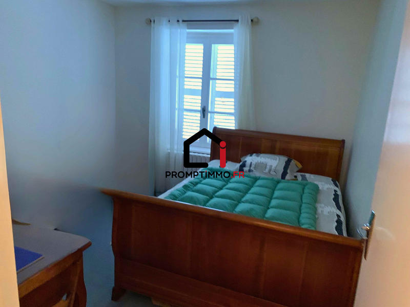 Maison - 243 m² - 9 pièces