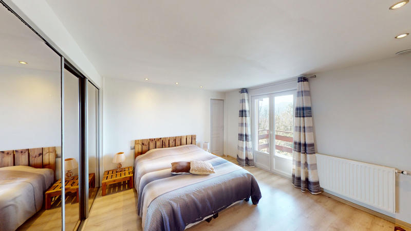 Maison - 159 m² - 6 pièces