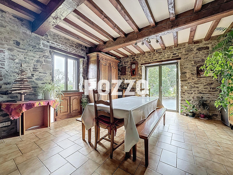 Maison - 165 m² - 5 pièces