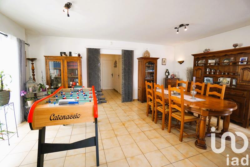 Maison - 200 m² - 8 pièces