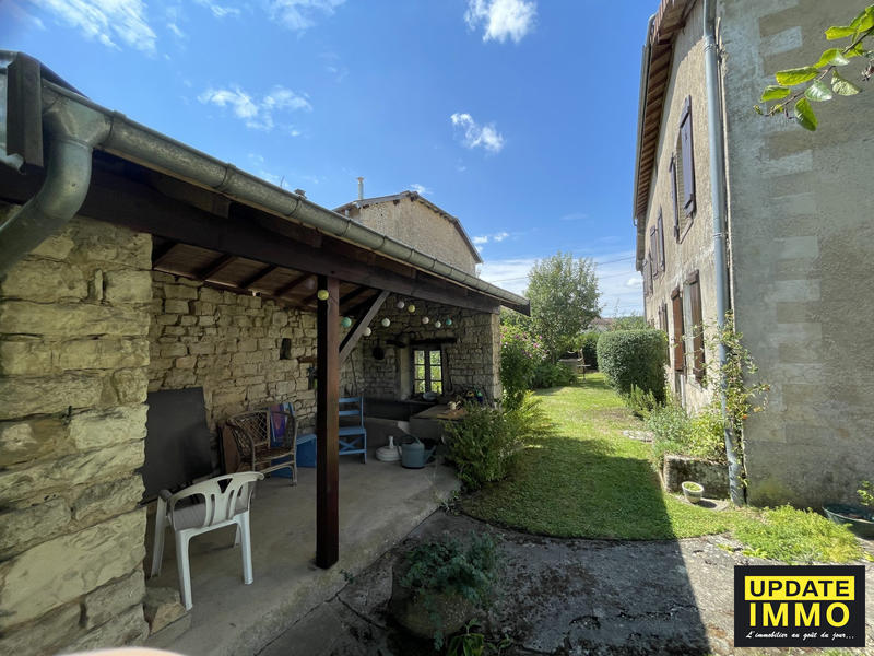 Maison ancienne - 241 m² - 7 pièces